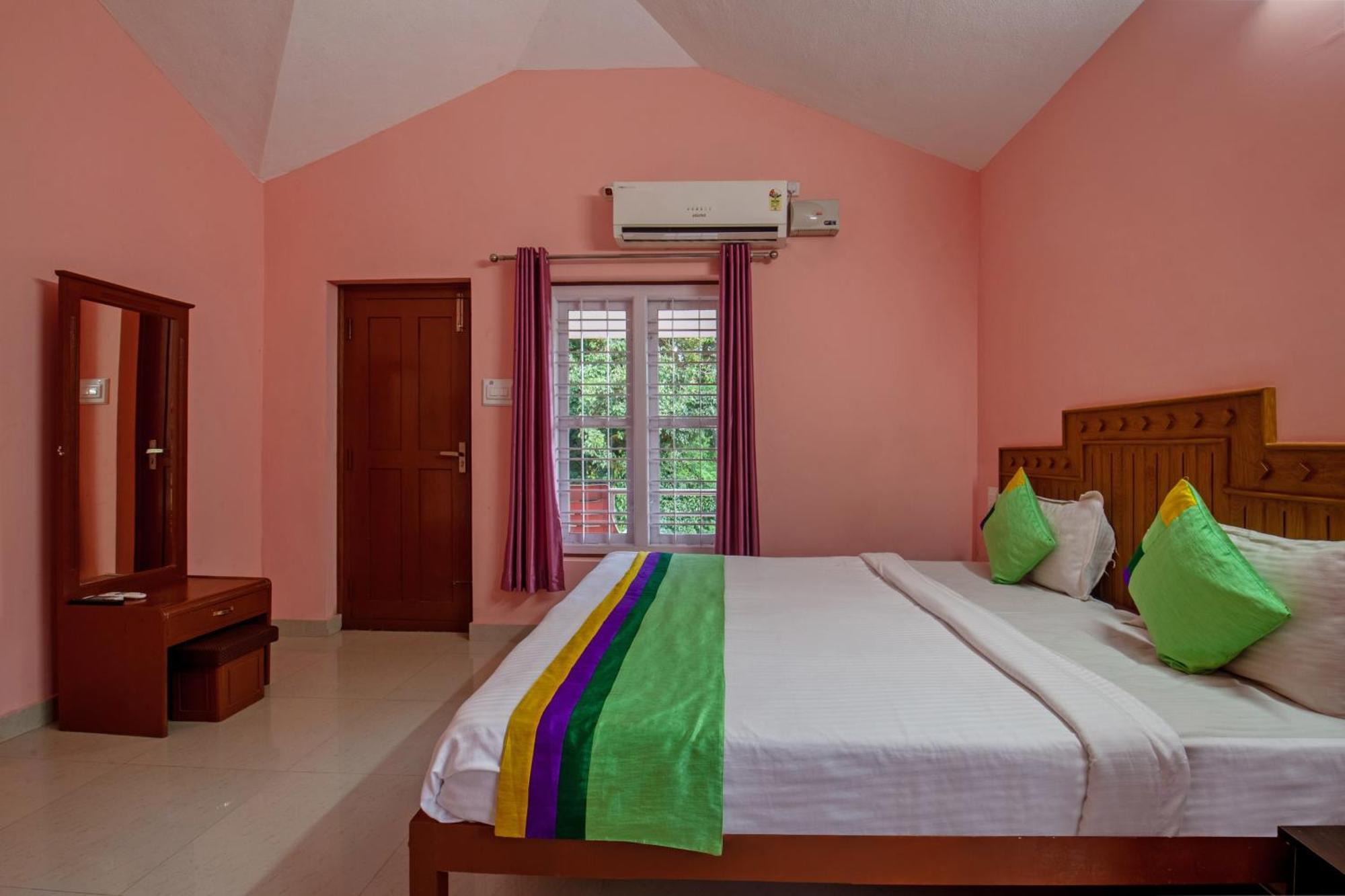 Treebo Yajna Comforts KODAGU Exterior photo